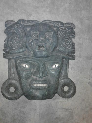 Vendo piezas de la cultura azteca han sido ta - Imagen 1
