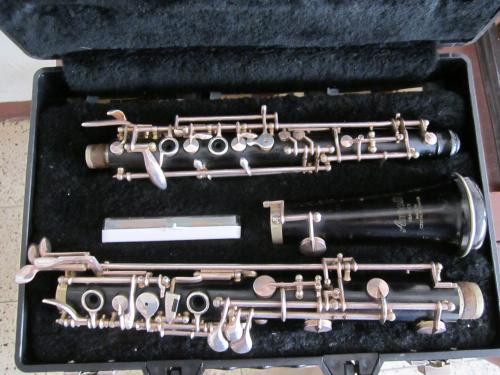 Vendo Oboe de madera  Marca: Amatti  En buen  - Imagen 1