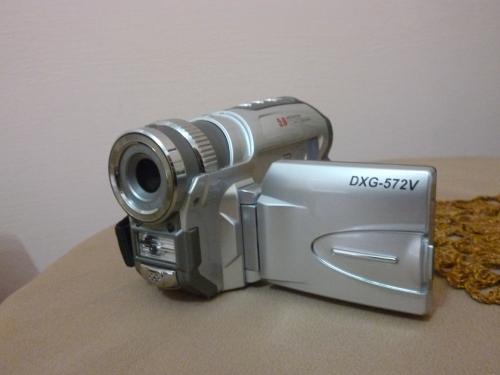 se vende bonita video camara digital DXG 572V - Imagen 1