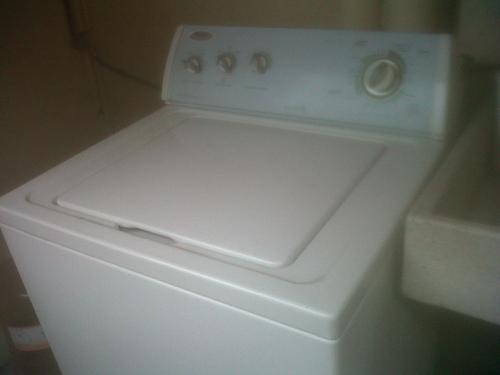 Excelente oportunidad lavadora whirlpool  - Imagen 1